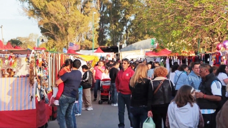La Feria de las Colectividades estuvo en Villa Adelina La Feria de las Colectividades estuvo en Villa Adelina