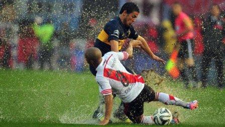 River y Boca empataron en un superclásico un grueso error del árbitro River y Boca empataron en un superclásico un grueso error del árbitro