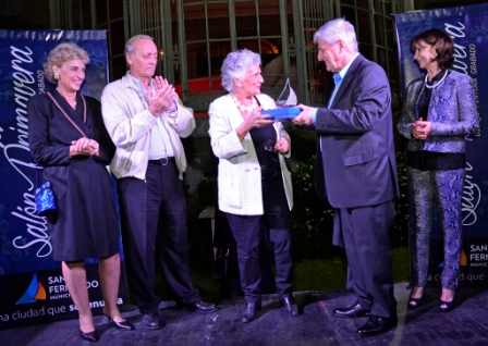 El “XX Salón Primavera” tuvo una impactante gala inaugural en Victoria El “XX Salón Primavera” tuvo una impactante gala inaugural en Victoria