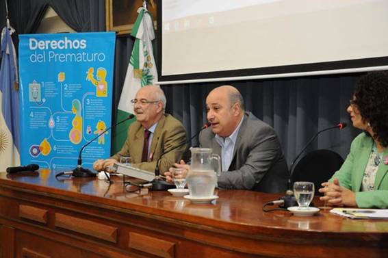 Castellano inauguró el encuentro que convocó a profesionales de la salud, docentes y trabajadores sociales
Castellano inauguró el encuentro que convocó a profesionales de la salud, docentes y trabajadores sociales