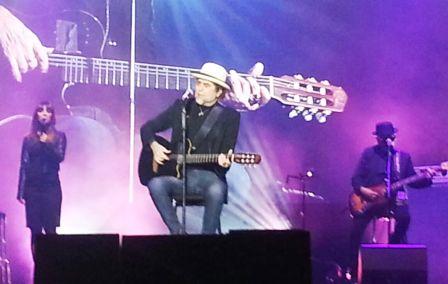 Joaquín Sabina cancela su gira tras quedarse sin voz en pleno concierto