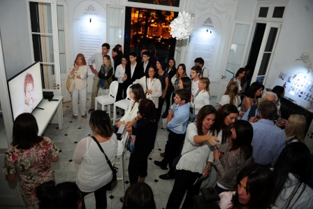 La Fundación Casa Angelman abre sus puertas al público para ofrecer una experiencia artística original con el fin de difundir y concientizar acerca del Síndrome de Angelman La Fundación Casa Angelman abre sus puertas al público para ofrecer una experiencia artística original con el fin de difundir y concientizar acerca del Síndrome de Angelman