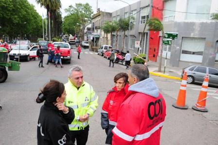Asisten a los vecinos de Tigre afectados por la sudestada Asisten a los vecinos de Tigre afectados por la sudestada