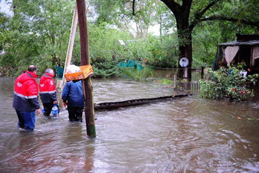 Asistencia para los vecinos de Dique Luján y Villa La Ñata afectados por el temporal