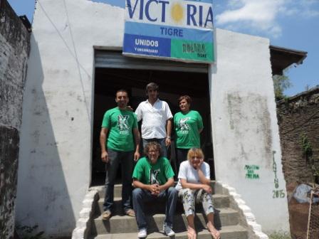 Kolina Tigre sigue ayudando a los vecinos de Rincón de Milberg Kolina Tigre sigue ayudando a los vecinos de Rincón de Milberg