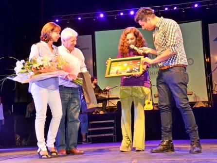 Se realizó en San Fernando la caminata Unidos por la No Violencia, con el gran cierre de Sandra Mihanovich Se realizó en San Fernando la caminata Unidos por la No Violencia, con el gran cierre de Sandra Mihanovich