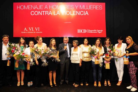 Tigre y AVIVI reconocieron el compromiso a la No Violencia Tigre y AVIVI reconocieron el compromiso a la No Violencia