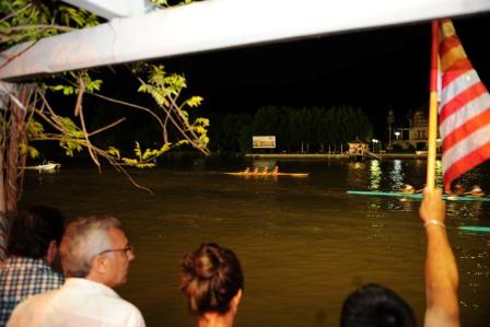 El Río Luján de Tigre fue escenario nocturno del Remo y Canotaje