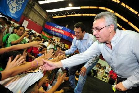 Tigre continúa apoyando a los clubes de barrio Tigre continúa apoyando a los clubes de barrio