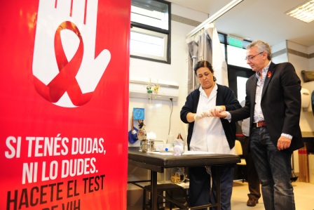 Tigre lanzó el Test Rápido de VIH Tigre lanzó el Test Rápido de VIH