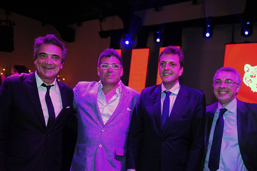 Artistas, figuras del espectáculo y actores en la cena “Juntos por + Tigre” 