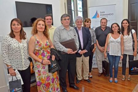 Andreotti reconoció a médicos por una campaña de prevención del cáncer de útero Andreotti reconoció a médicos por una campaña de prevención del cáncer de útero
