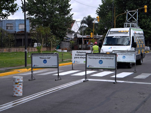 Trabajos de Pintura Vial y Tomado de Juntas, en las principales avenidas de San Fernando. Trabajos de Pintura Vial y Tomado de Juntas, en las principales avenidas de San Fernando.