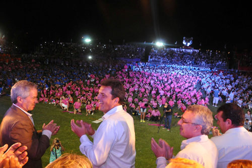 Más de 42 mil vecinos en la Fiesta de las Colonias de Verano 2015 en Tigre. Más de 42 mil vecinos en la Fiesta de las Colonias de Verano 2015 en Tigre.