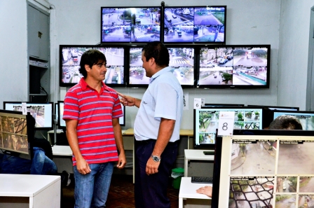 El Centro de Monitoreo de San Fernando ayuda a Defensa Civil durante las fuertes lluvias