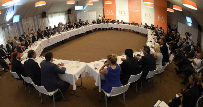 Scioli reunió a su gabinete Scioli reunió a su gabinete