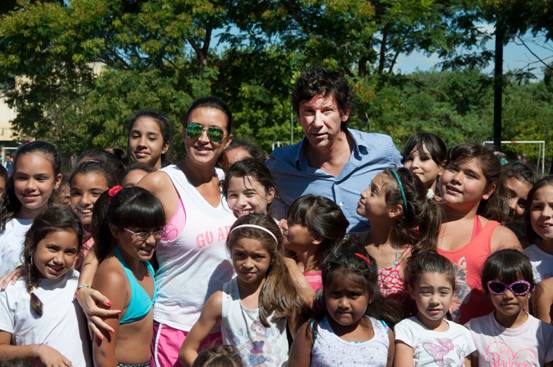 Valeria Archimó reunió a 500 chicos para becas de su escuela de danza en San Isidro Valeria Archimó reunió a 500 chicos para becas de su escuela de danza en San Isidro
