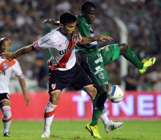 River debutó con una goleada sobre Sarmiento en Junín River debutó con una goleada sobre Sarmiento en Junín