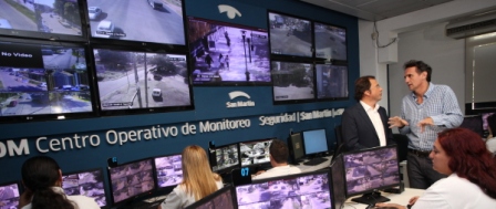Katopodis recibió a Giustozzi en el Centro Operativo de Monitoreo de San Martín Katopodis recibió a Giustozzi en el Centro Operativo de Monitoreo de San Martín