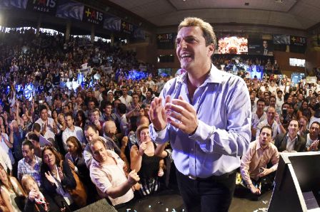Massa el Plenario que desarrolló el Frente Renovador durante todo el día en San Martín Massa el Plenario que desarrolló el Frente Renovador durante todo el día en San Martín