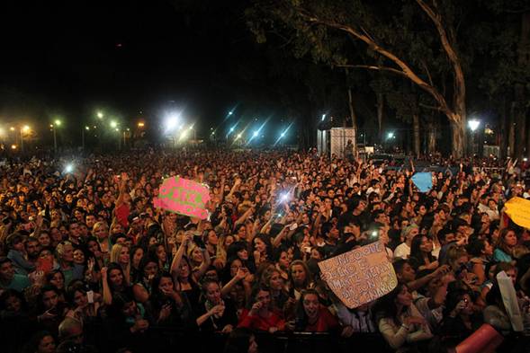 Más de 15 mil personas disfrutaron del show de Carlos Baute en Villa Adelina