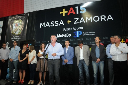 El Frente Renovador colmó el Club Glorias de Tigre en apoyo a Sergio Massa El Frente Renovador colmó el Club Glorias de Tigre en apoyo a Sergio Massa