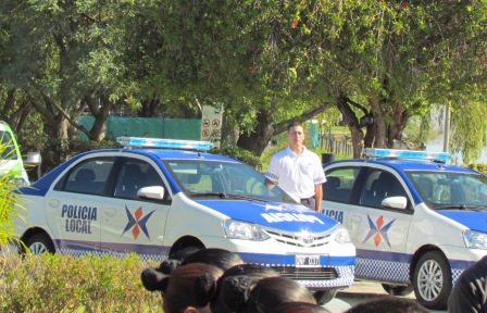 Daniel Scioli al encabezar el inicio del ciclo lectivo de la Policía de Prevención Local de San Fernando, junto al ministro de Seguridad, Alejandro Granados y el intendente Luis Andreotti Daniel Scioli al encabezar el inicio del ciclo lectivo de la Policía de Prevención Local de San Fernando, junto al ministro de Seguridad, Alejandro Granados y el intendente Luis Andreotti