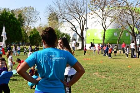 Las Escuelas Deportivas de San Fernando disfrutaron del primer encuentro recreativo del año en el Poli N° 3 Las Escuelas Deportivas de San Fernando disfrutaron del primer encuentro recreativo del año en el Poli N° 3