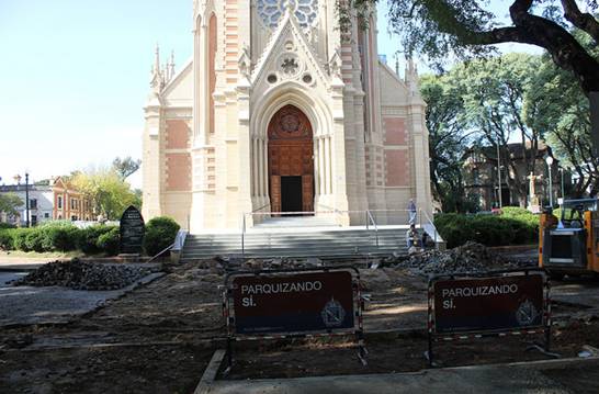 Nueva senda peatonal en el casco histórico de San Isidro Nueva senda peatonal en el casco histórico de San Isidro