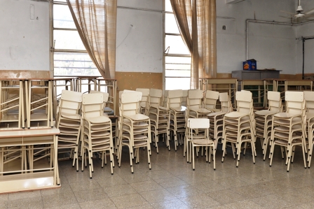 San Fernando entregó nuevo mobiliario a la Primaria N°21 y Secundaria N°10 San Fernando entregó nuevo mobiliario a la Primaria N°21 y Secundaria N°10