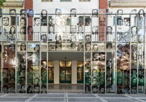 La Presidenta inauguró hoy el Sitio de Memoria ESMA La Presidenta inauguró hoy el Sitio de Memoria ESMA