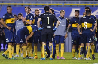 Aldosivi se provechó de la crisis de Boca y lo goleó en la Bombonera Aldosivi se provechó de la crisis de Boca y lo goleó en la Bombonera