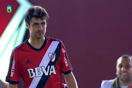 Aimar volvió a River después de casi quince años y fue ovacionado Aimar volvió a River después de casi quince años y fue ovacionado