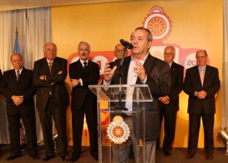 Roberto Passo fue reconocido por su trayectoria en el Automóvil Club Argentino Roberto Passo fue reconocido por su trayectoria en el Automóvil Club Argentino