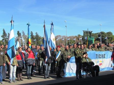Emotivo desfile de los Veteranos de Malvinas en Tigre Emotivo desfile de los Veteranos de Malvinas en Tigre