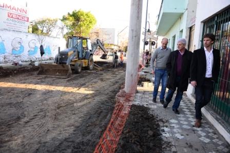 Repavimentación en las inmediaciones de la estación Carupá Repavimentación en las inmediaciones de la estación Carupá