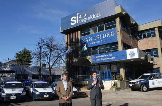 Posse inauguró un nuevo edifico para el patrullaje municipal de San Isidro Posse inauguró un nuevo edifico para el patrullaje municipal de San Isidro