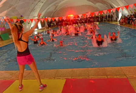 Gran gala de Aquagym en la pileta del Polideportivo N° 2 de San Fernando Gran gala de Aquagym en la pileta del Polideportivo N° 2 de San Fernando