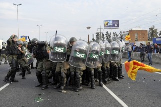 El gobierno desplazó a la cúpula de Gendarmería luego de la represión de colectiveros de la línea 60 El gobierno desplazó a la cúpula de Gendarmería luego de la represión de colectiveros de la línea 60