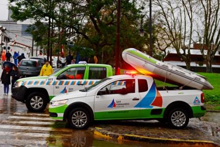 San Fernando desplegó un importante operativo de prevención ante la sudestada San Fernando desplegó un importante operativo de prevención ante la sudestada