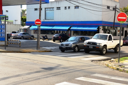 El Municipio de San Fernando vuelve mano única la calle 9 de Julio entre la Av. Libertador y San Ginés El Municipio de San Fernando vuelve mano única la calle 9 de Julio entre la Av. Libertador y San Ginés