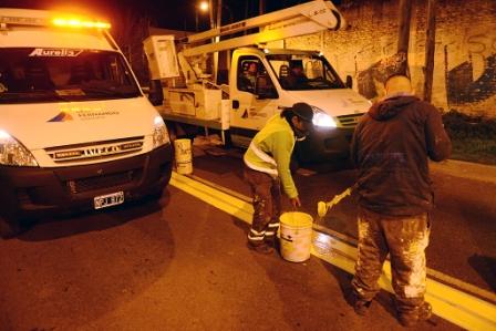 La Unidad Móvil de Pintura Vial trabaja en todo San Fernando La Unidad Móvil de Pintura Vial trabaja en todo San Fernando