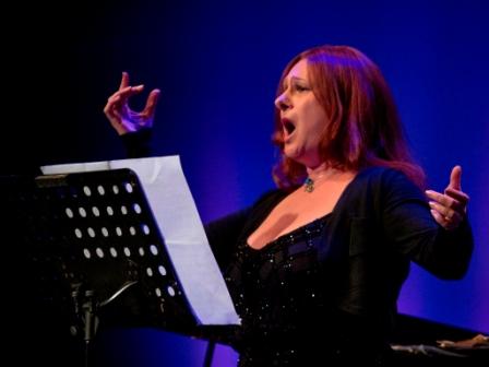 Vera Cirkovic realiza homenaje a Piaf, Barbara y Juliette Gréco Vera Cirkovic realiza homenaje a Piaf, Barbara y Juliette Gréco