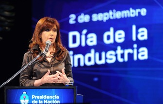 Con Scioli a su lado, Cristina encabezó su última cena por el Día de la Industria nacional en Tecnópolis Con Scioli a su lado, Cristina encabezó su última cena por el Día de la Industria nacional en Tecnópolis