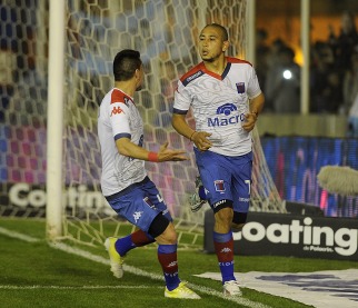 Tigre volvió al triunfo frente a Godoy Cruz - Chino Luna Tigre volvió al triunfo frente a Godoy Cruz - Chino Luna