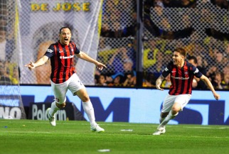 San Lorenzo aprovechó un grosero error de Boca, le ganó en la Bombonera y es el nuevo líder San Lorenzo aprovechó un grosero error de Boca, le ganó en la Bombonera y es el nuevo líder