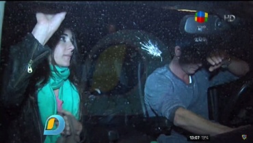 La actriz Juana Viale y el hermano de la modelo María Vázquez, Diógenes, fueron pescados in fraganti después de compartir una cena íntima y ya se habla del inicio de una relación amorosa. La actriz Juana Viale y el hermano de la modelo María Vázquez, Diógenes, fueron pescados in fraganti después de compartir una cena íntima y ya se habla del inicio de una relación amorosa.