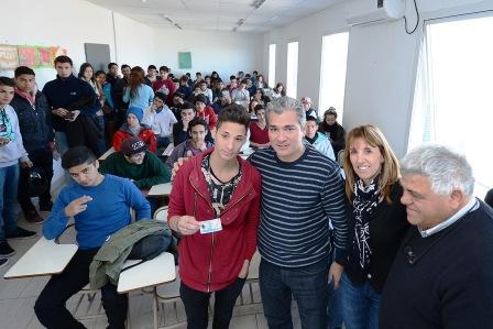 Jóvenes del Programa Tigres al volante, obtuvieron sus licencias de conducir Jóvenes del Programa Tigres al volante, obtuvieron sus licencias de conducir