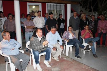 Dirigentes del MOPEBO de Tigre anunciaron su apoyo al Kirchnerismo Dirigentes del MOPEBO de Tigre anunciaron su apoyo al Kirchnerismo