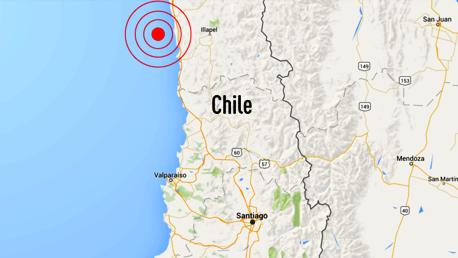El fuerte terremoto de Chile causó ocho muertes y miles de evacuados El fuerte terremoto de Chile causó ocho muertes y miles de evacuados